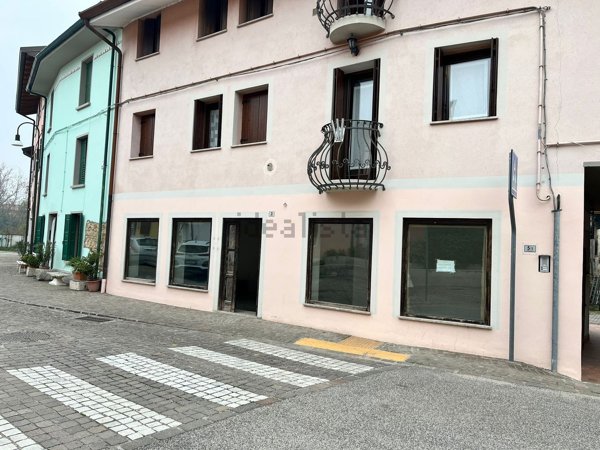 locale commerciale in vendita a Porpetto in zona Villalta