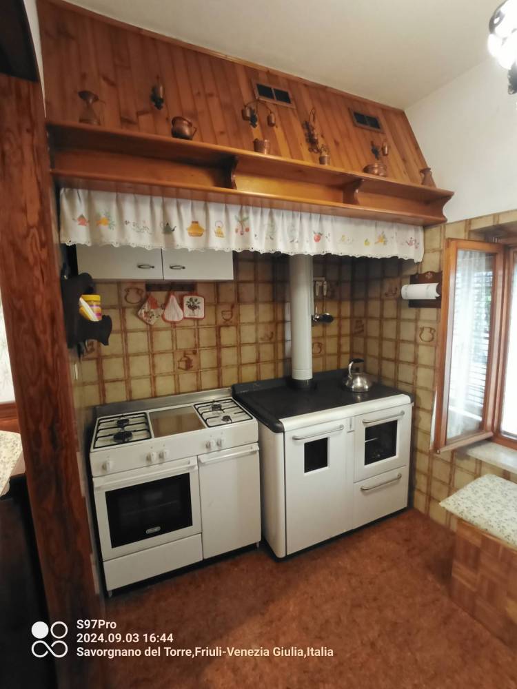 casa indipendente in vendita a Povoletto in zona Savorgnano