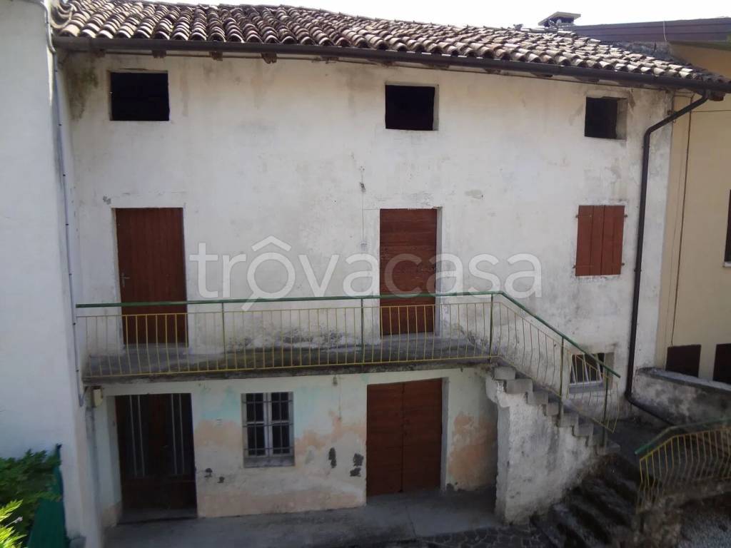 casa indipendente in vendita a Povoletto
