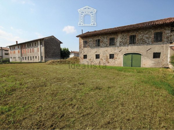 casale in vendita a Povoletto