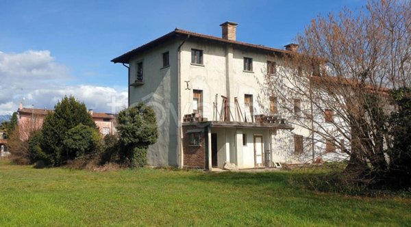 casa indipendente in vendita a Povoletto