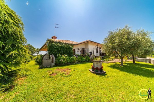 casa indipendente in vendita a Povoletto