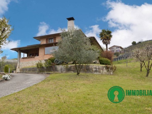 casa indipendente in vendita a Povoletto in zona Savorgnano