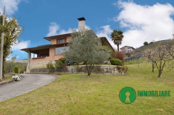 casa indipendente in vendita a Povoletto in zona Savorgnano