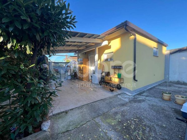 appartamento in vendita a Povoletto in zona Grions