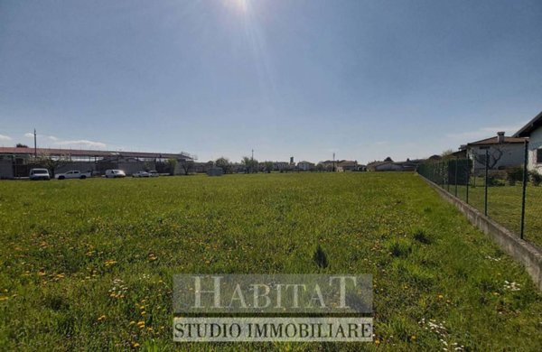 terreno edificabile in vendita a Povoletto in zona Salt