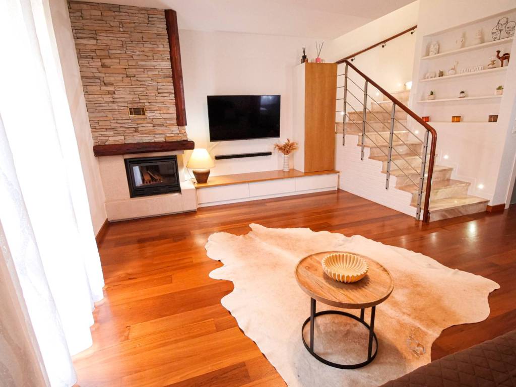 casa indipendente in vendita a Povoletto