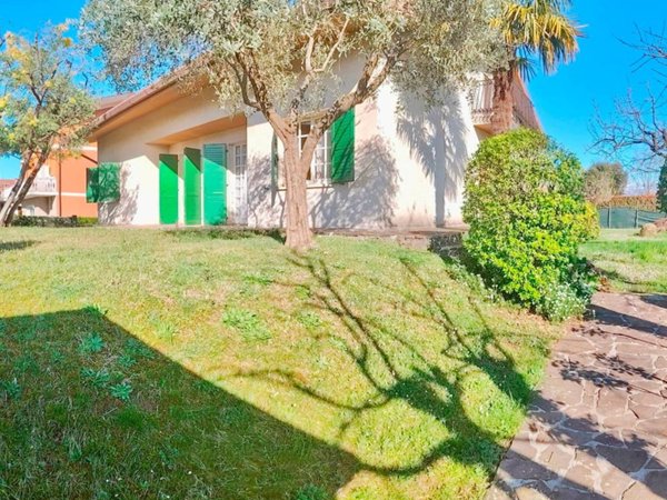 casa indipendente in vendita a Povoletto