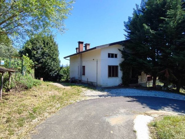 casa indipendente in vendita a Povoletto in zona Savorgnano