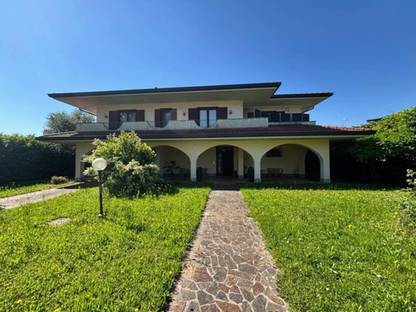 casa indipendente in vendita a Povoletto