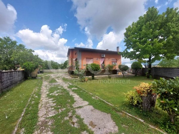 casa indipendente in vendita a Povoletto in zona Siacco