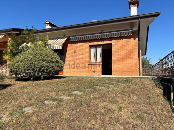 casa indipendente in vendita a Povoletto in zona Salt