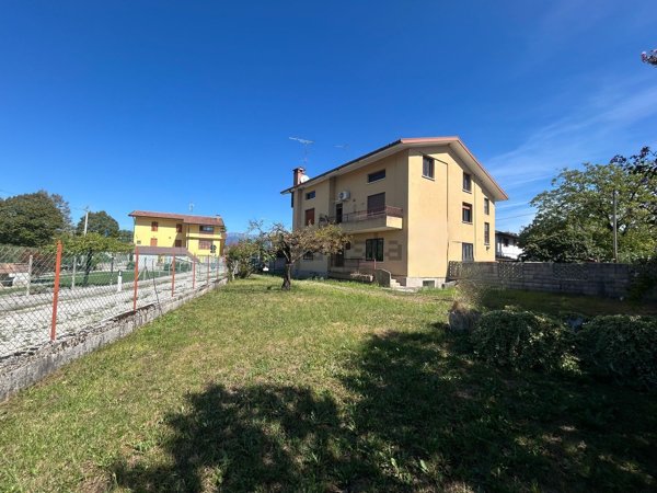 appartamento in vendita a Povoletto in zona Savorgnano