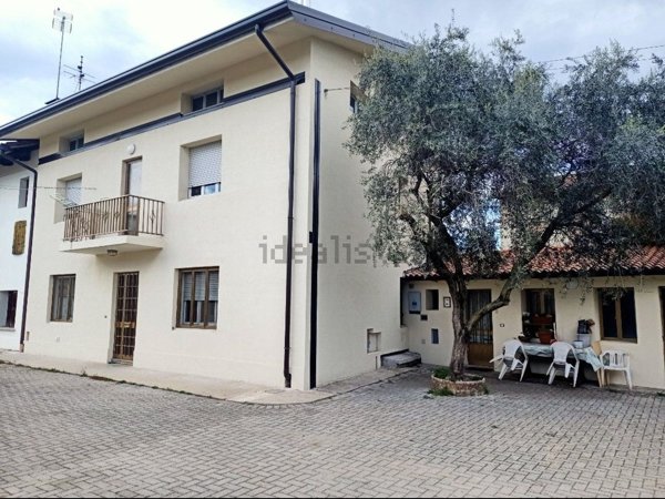 casa indipendente in vendita a Pozzuolo del Friuli in zona Zugliano