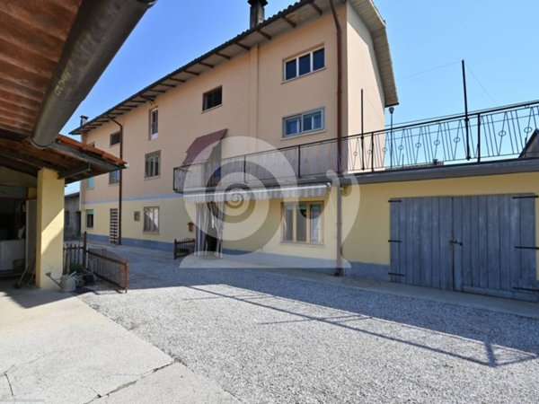 casa indipendente in vendita a Pozzuolo del Friuli