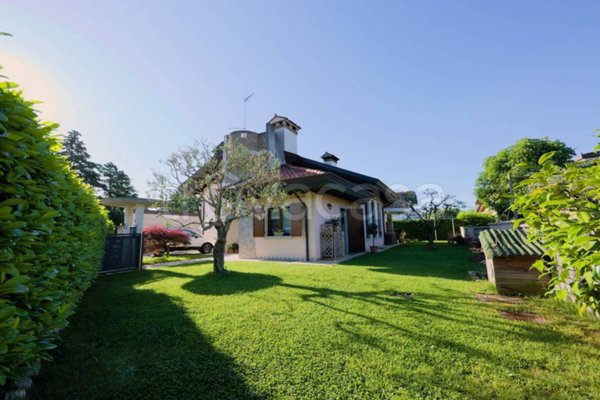 casa indipendente in vendita a Pozzuolo del Friuli in zona Zugliano