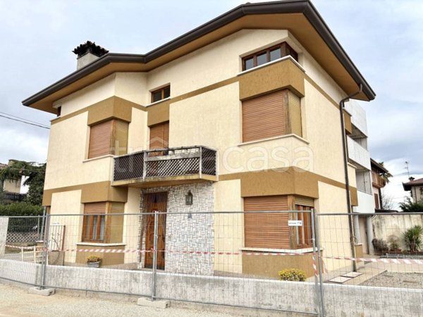 casa indipendente in vendita a Pozzuolo del Friuli