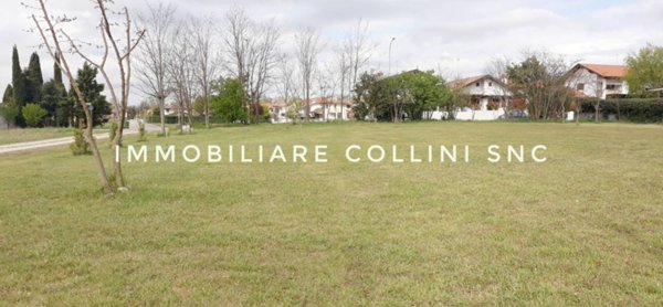 terreno agricolo in vendita a Pozzuolo del Friuli in zona Zugliano