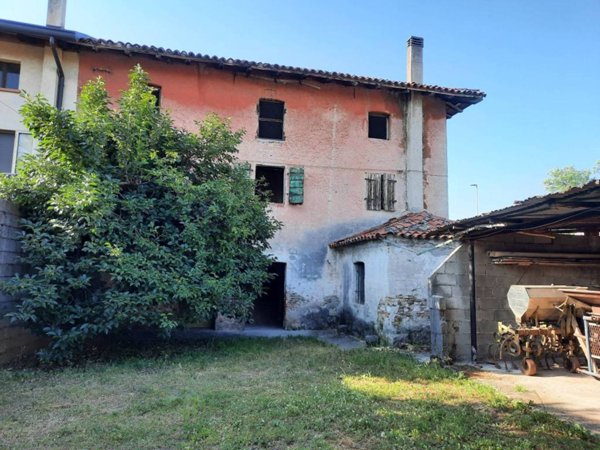 casa indipendente in vendita a Pozzuolo del Friuli in zona Terenzano