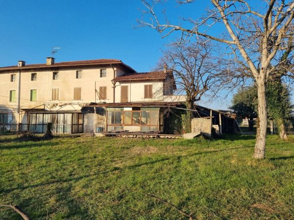 casa indipendente in vendita a Pozzuolo del Friuli