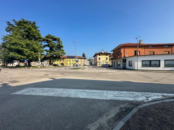 monolocale in vendita a Pozzuolo del Friuli in zona Zugliano