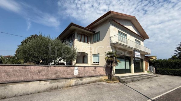 appartamento in vendita a Pozzuolo del Friuli in zona Zugliano