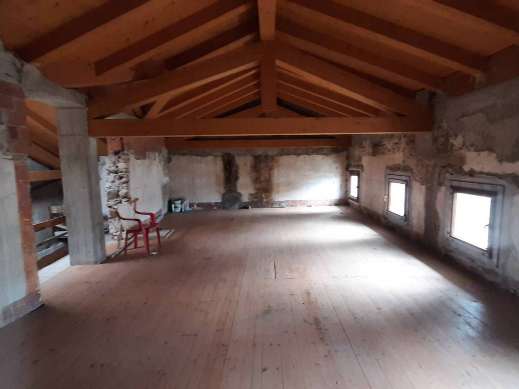 casa indipendente in vendita a Pozzuolo del Friuli in zona Zugliano