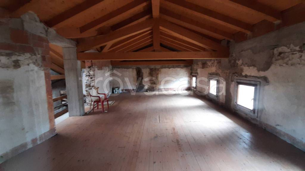 casa indipendente in vendita a Pozzuolo del Friuli in zona Zugliano