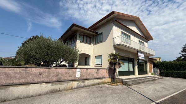 appartamento in vendita a Pozzuolo del Friuli in zona Zugliano