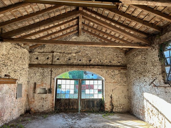 casa indipendente in vendita a Pozzuolo del Friuli in zona Zugliano