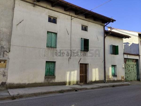 casa indipendente in vendita a Pozzuolo del Friuli