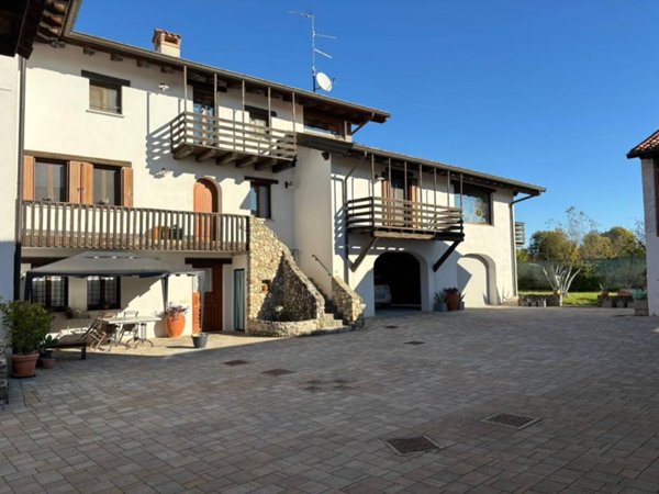 casa indipendente in vendita a Pozzuolo del Friuli in zona Carpeneto