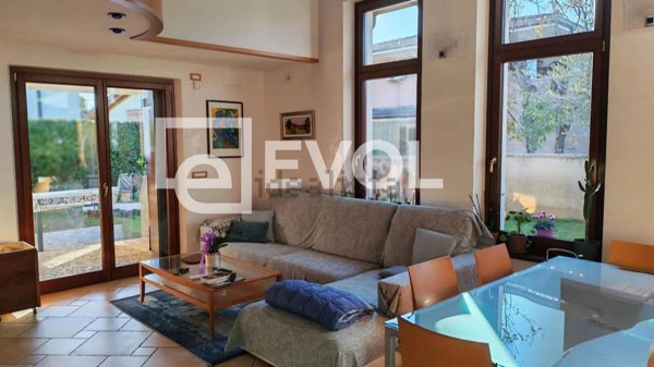 casa indipendente in vendita a Pozzuolo del Friuli