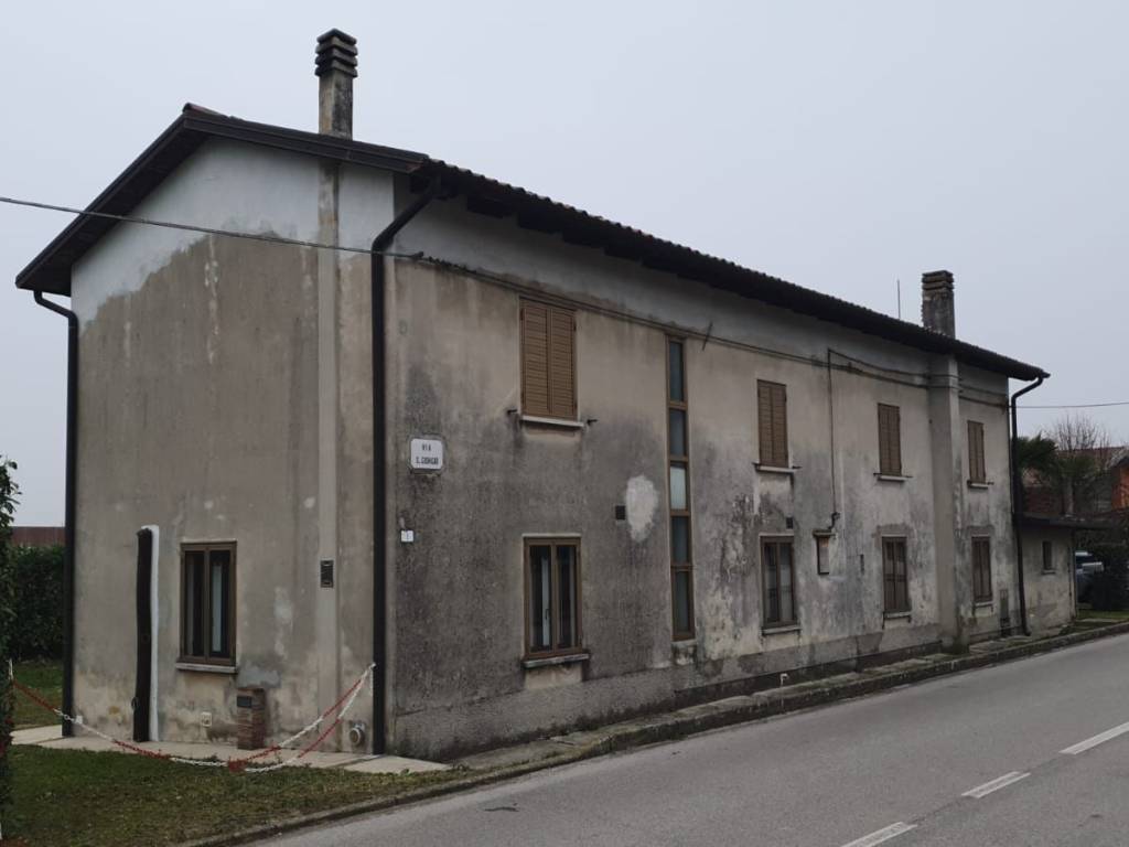 casa indipendente in vendita a Pozzuolo del Friuli