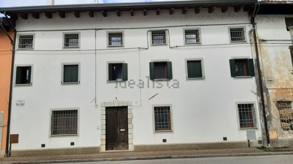 appartamento in vendita a Pozzuolo del Friuli in zona Zugliano