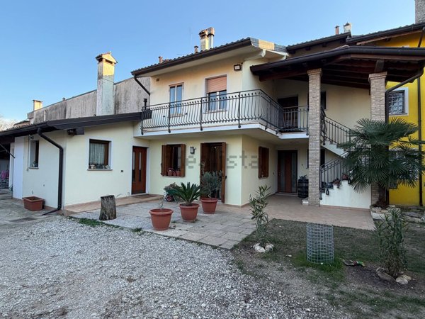 casa indipendente in vendita a Pozzuolo del Friuli in zona Terenzano