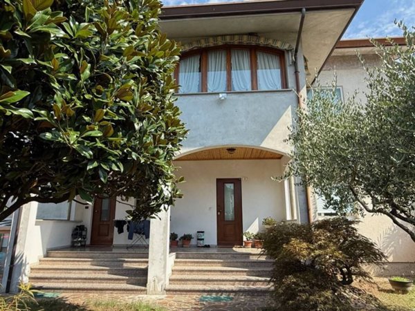 appartamento in vendita a Pozzuolo del Friuli in zona Zugliano