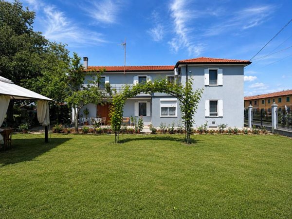 casa indipendente in vendita a Pozzuolo del Friuli in zona Terenzano