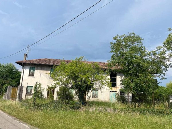 casa indipendente in vendita a Pozzuolo del Friuli in zona Sammardenchia