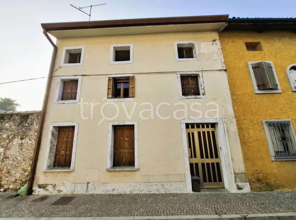 casa indipendente in vendita a Pozzuolo del Friuli in zona Zugliano
