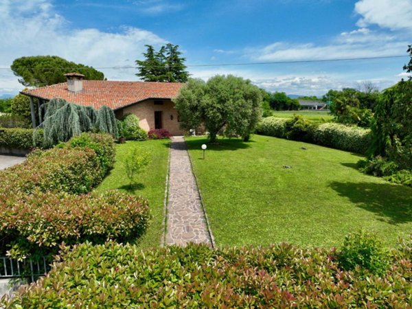 casa indipendente in vendita a Pozzuolo del Friuli in zona Terenzano