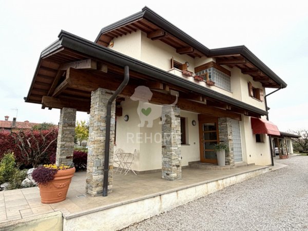 casa indipendente in vendita a Pozzuolo del Friuli in zona Sammardenchia