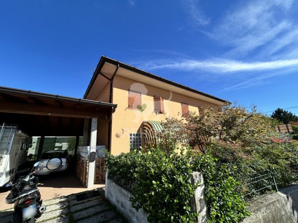 casa indipendente in vendita a Pozzuolo del Friuli in zona Zugliano