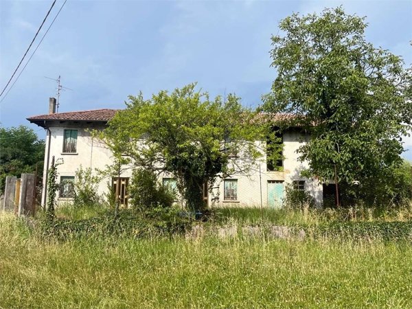 casale in vendita a Pozzuolo del Friuli in zona Sammardenchia