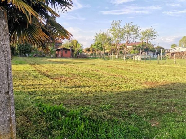 terreno in vendita a Pozzuolo del Friuli