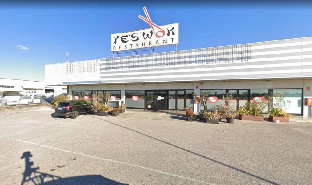 negozio in vendita a Pradamano