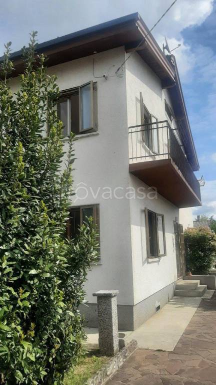 casa indipendente in vendita a Pradamano