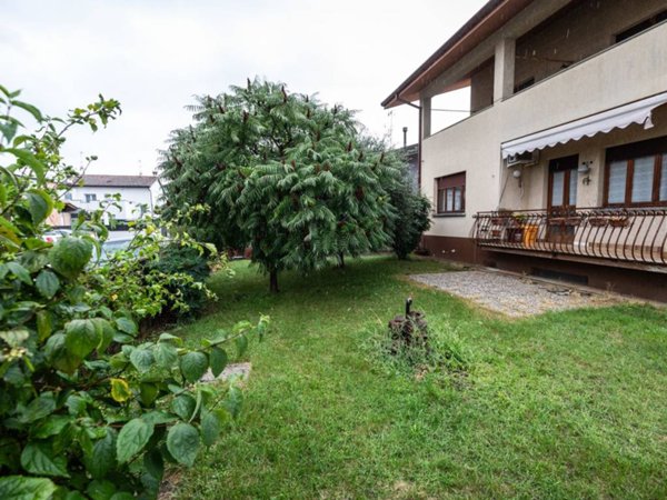 casa indipendente in vendita a Pradamano