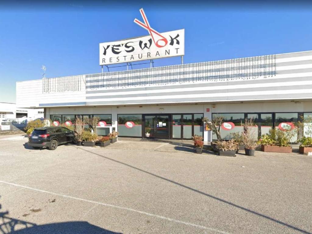 negozio in vendita a Pradamano