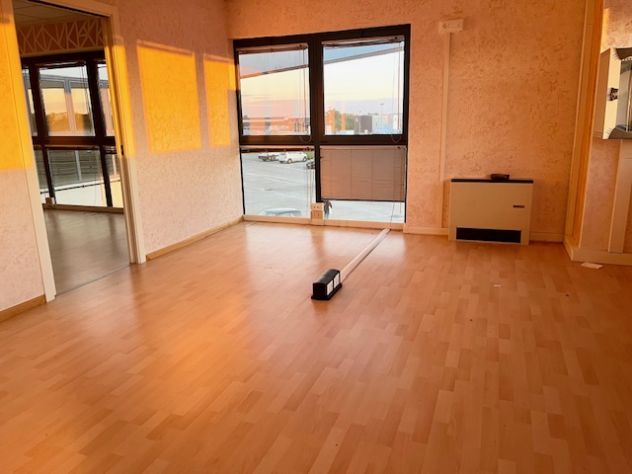 ufficio in vendita a Pradamano